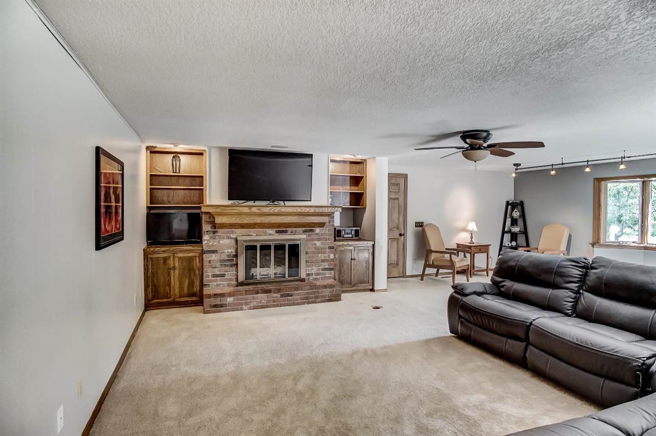 7930 Auburn Road Fort Wayne, IN 46825 - Photo 13 of 36