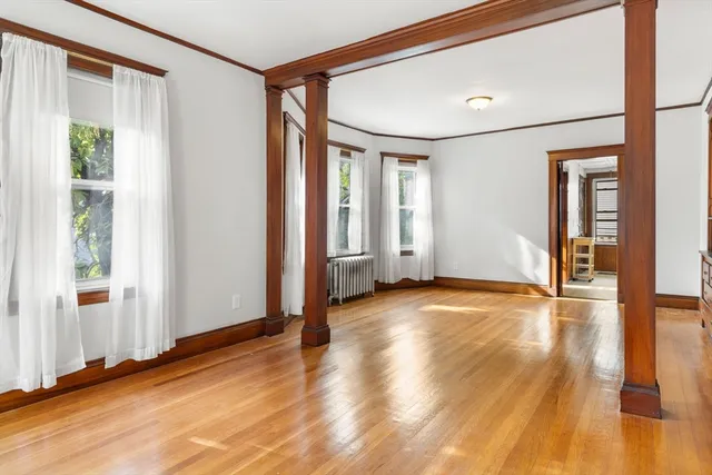 $3,100 | 11 Boylston Street, Unit 2, Brookline, MA 02445