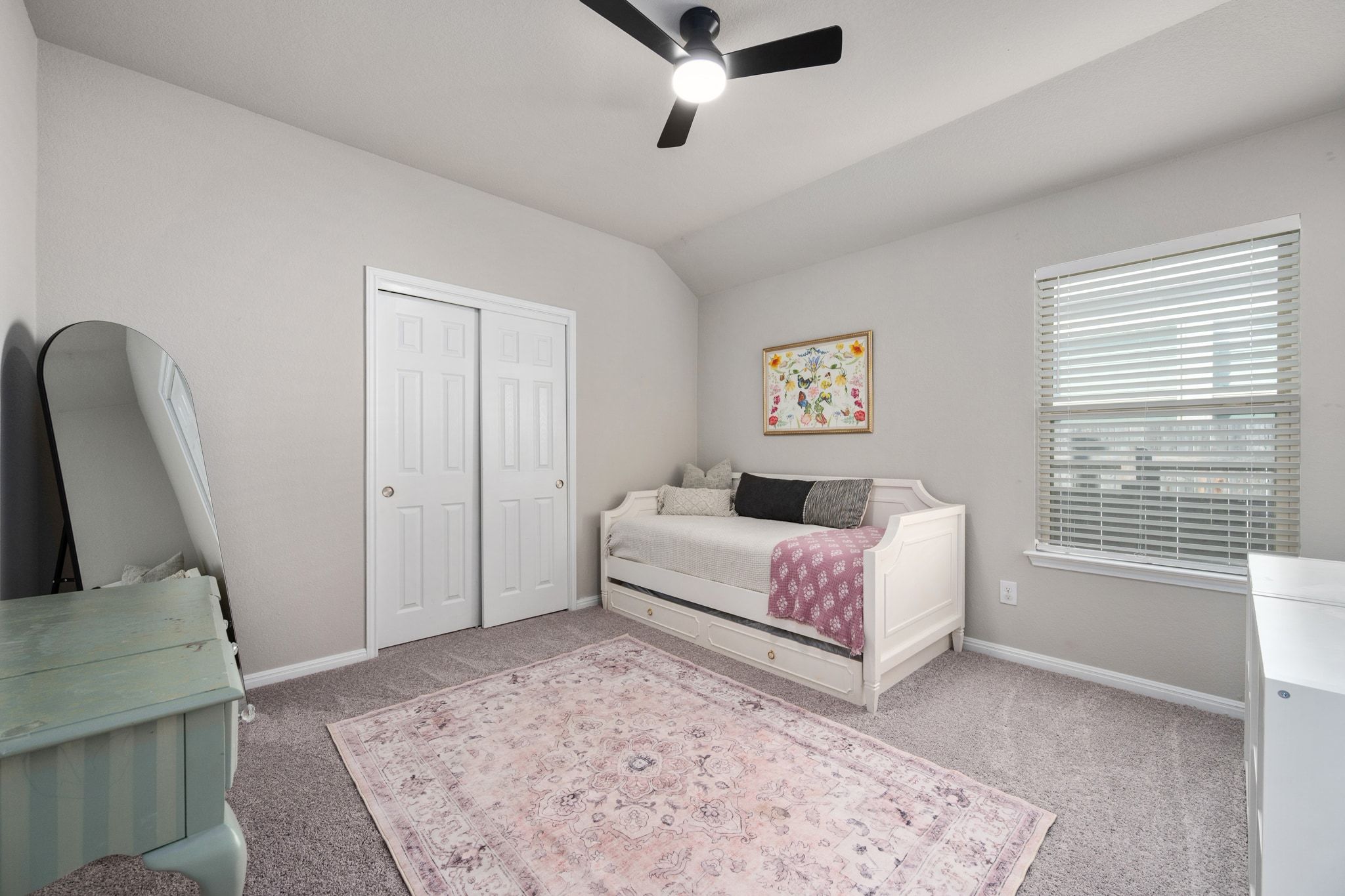 109 Findley Avenue Leander, TX 78641 - Photo 17 of 38 Secondary bedroom #1