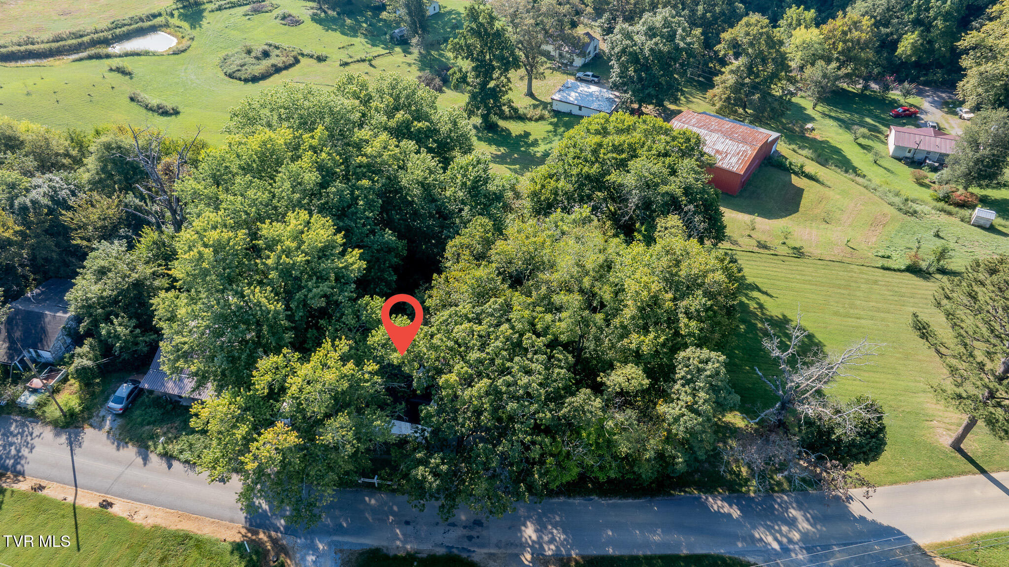 2215 Whirlwind Road Greeneville, TN 37743 - Photo 4 of 9 dji_fly_20260904_094142_0898_17885293799