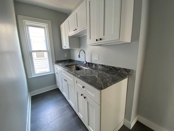 511 Park Avenue Worcester, MA 01603 - Photo 12 of 32