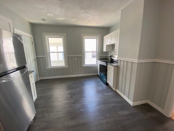 511 Park Avenue Worcester, MA 01603 - Photo 8 of 32