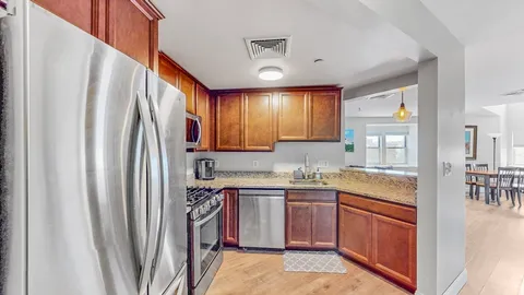 $390,175 | 2 Douglass Park, Unit 5, Boston, MA 02118