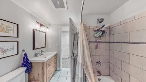$390,175 | 2 Douglass Park, Unit 5, Boston, MA 02118