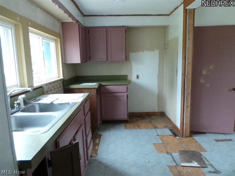 3937 Columbia Road Medina, OH 44256 - Photo 5 of 10 Gallery Image 5