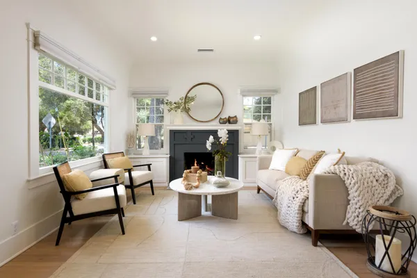 $1,950,000 | 2201 Oak Park Lane, Santa Barbara, CA 93105