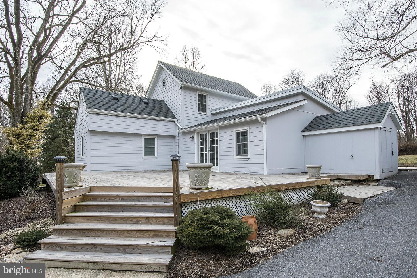 8355 Hawkins Creamery Road Gaithersburg, MD 20882 - Photo 19 of 25 Exterior (General)