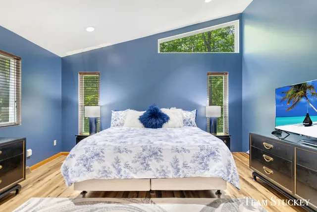 $399,000 | 6790 19 Mile Road Northeast, Cedar Springs, MI 49319