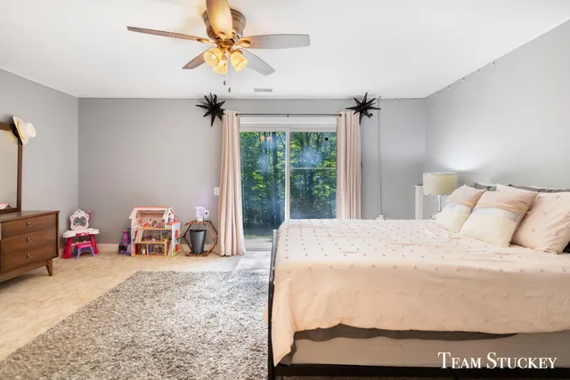 $399,000 | 6790 19 Mile Road Northeast, Cedar Springs, MI 49319