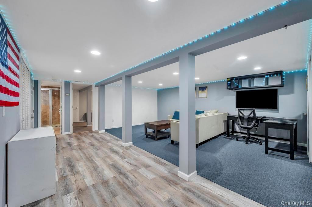 1810 North Jerusalem Road North Bellmore, NY 11710 - Photo 13 of 22