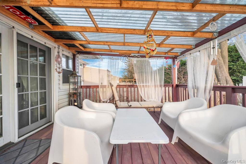 1810 North Jerusalem Road North Bellmore, NY 11710 - Photo 16 of 22