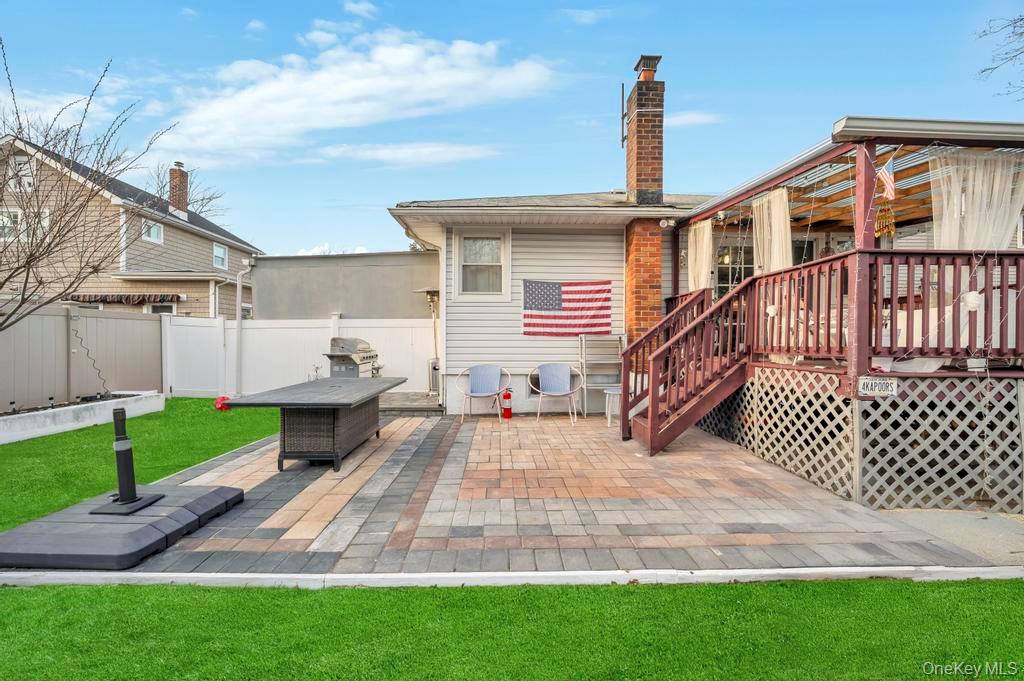 1810 North Jerusalem Road North Bellmore, NY 11710 - Photo 19 of 22