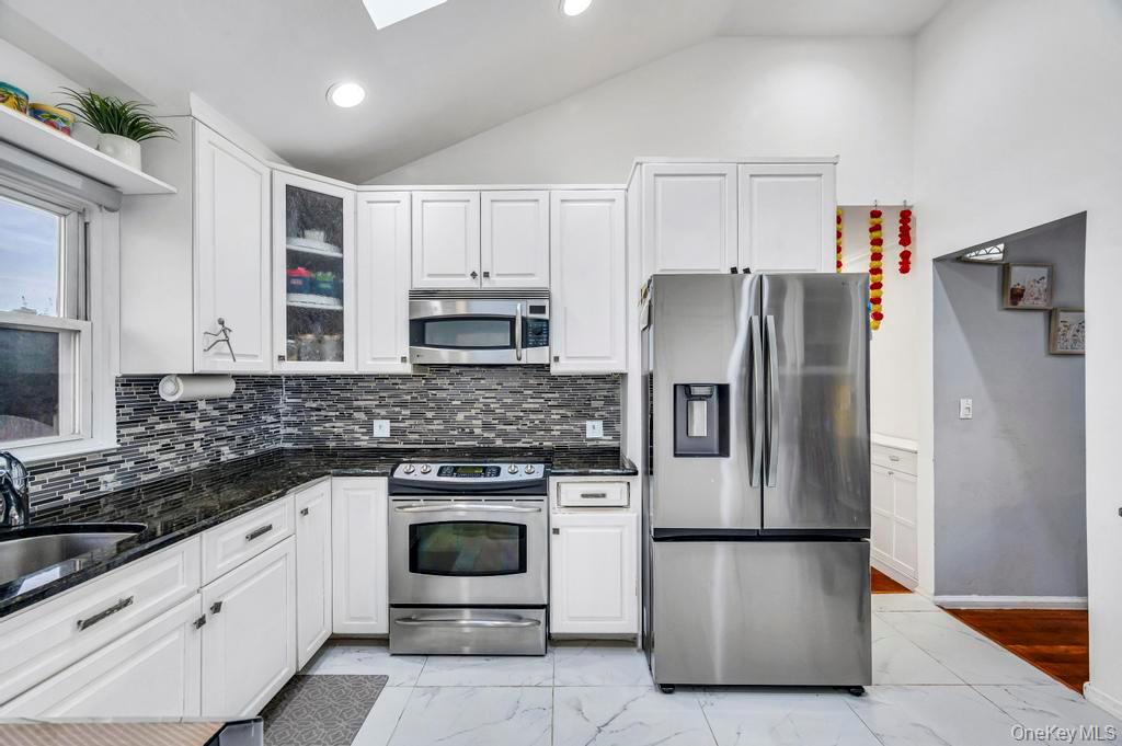 1810 North Jerusalem Road North Bellmore, NY 11710 - Photo 7 of 22