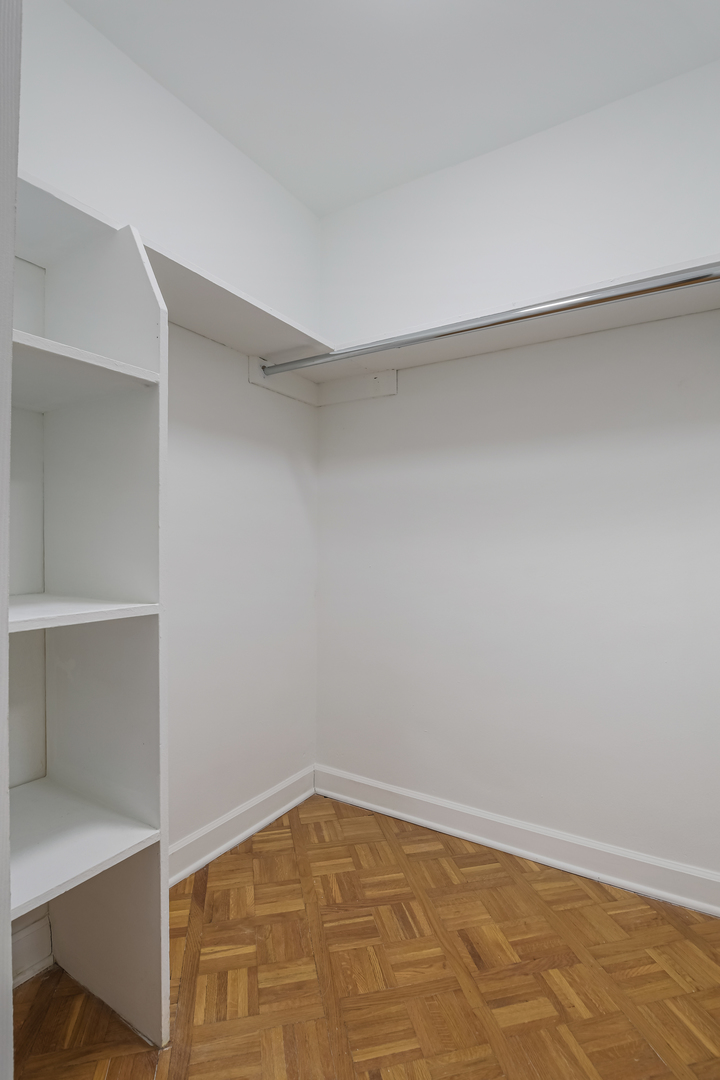 21 West Goethe Street, Unit 14D Chicago, IL 60610 - Photo 15 of 28 a view of an empty room