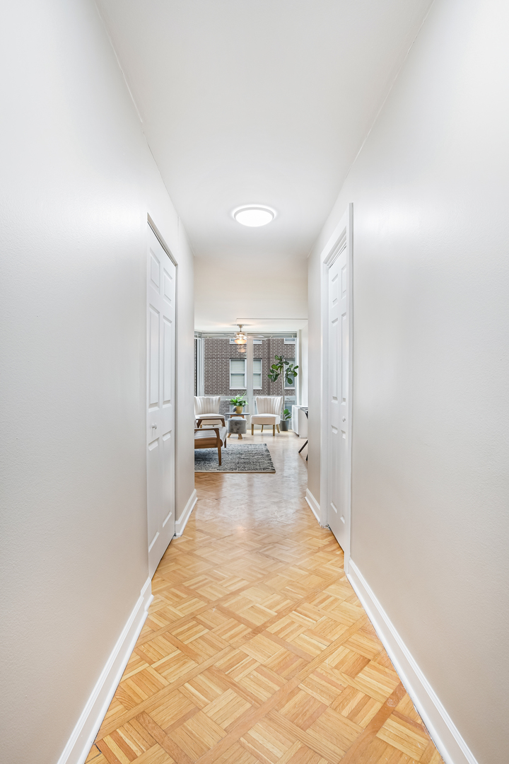 21 West Goethe Street, Unit 14D Chicago, IL 60610 - Photo 4 of 28