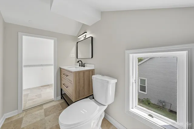 $2,700 | 4405 Greenwood Road, Woodstock, IL 60098