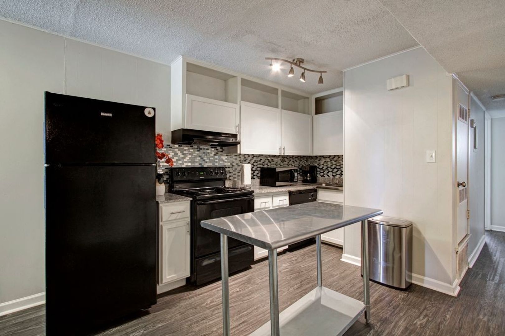 2900 Cole Street, Unit 311 Austin, TX 78705 - Photo 6 of 9