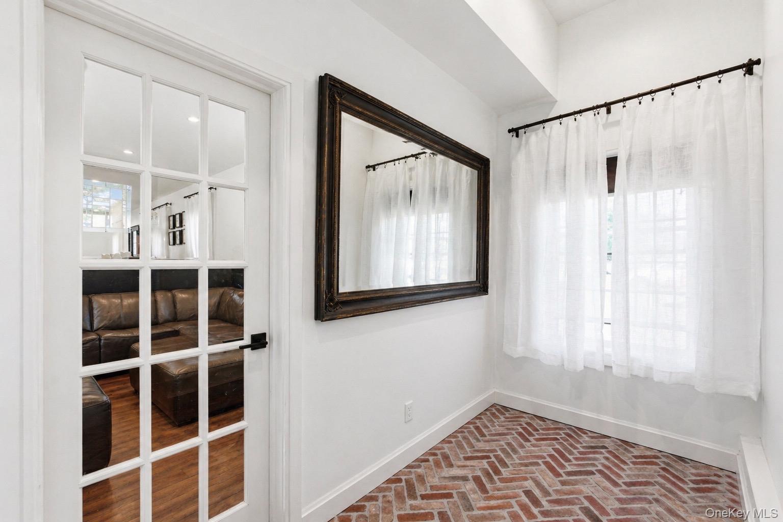 18 Pond Road Holbrook, NY 11741 - Photo 13 of 41 Mud Room