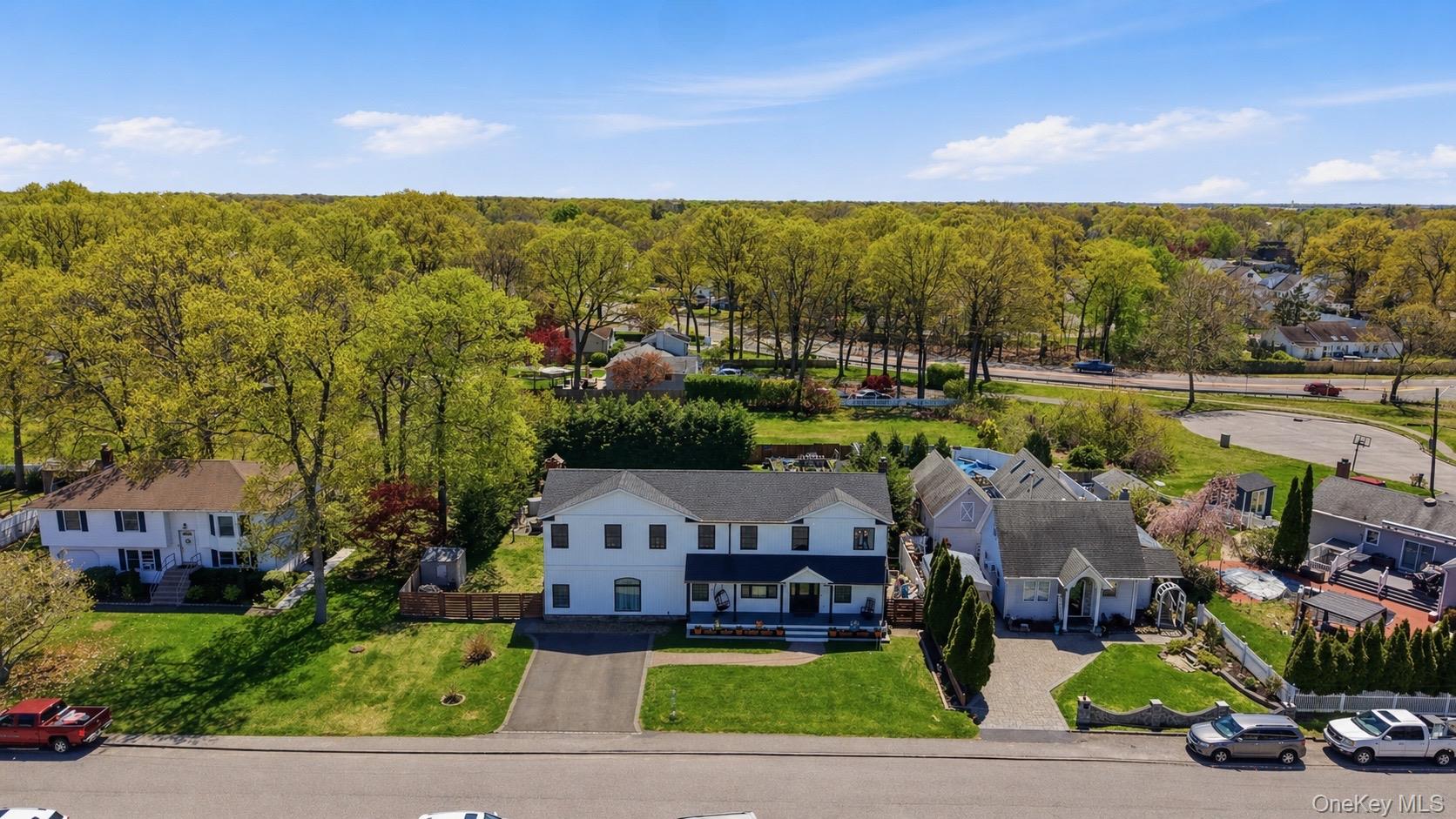 18 Pond Road Holbrook, NY 11741 - Photo 39 of 41 Some Photos Have been edited