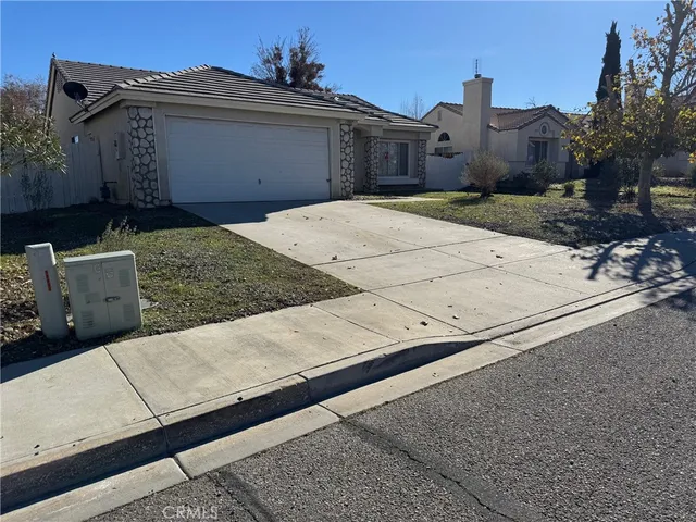 a view of a house with a outdoor space