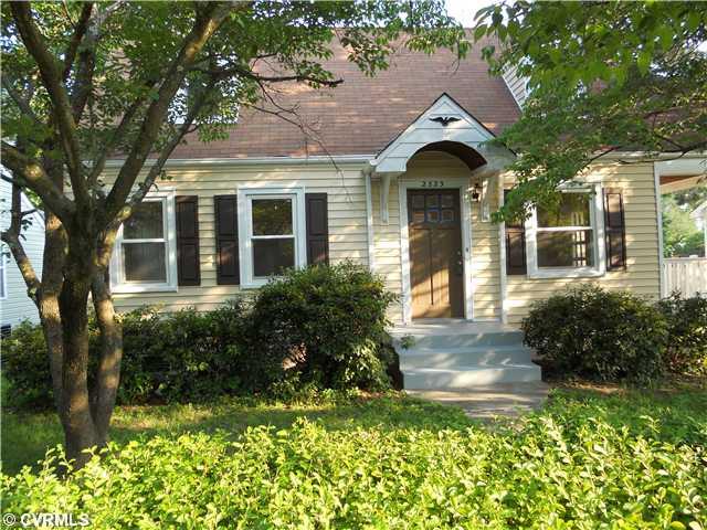 2523 Maplewood Road Henrico, VA 23228 - Photo 1 of 12 Exterior Front