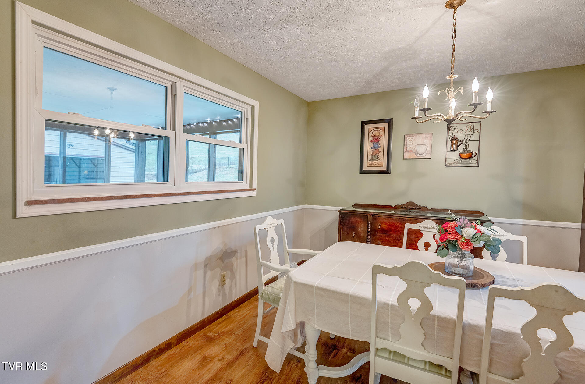 225 Plainview Heights Circle Greeneville, TN 37745 - Photo 19 of 62 Shandi-225-Plainview-Heights-Interior_03