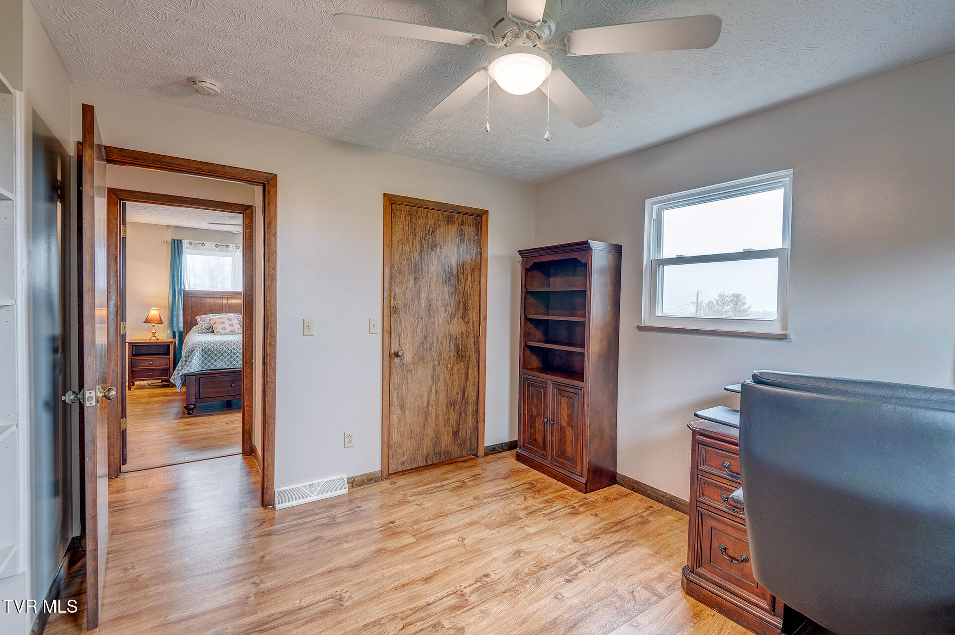 225 Plainview Heights Circle Greeneville, TN 37745 - Photo 26 of 62 Shandi-225-Plainview-Heights-Interior_00