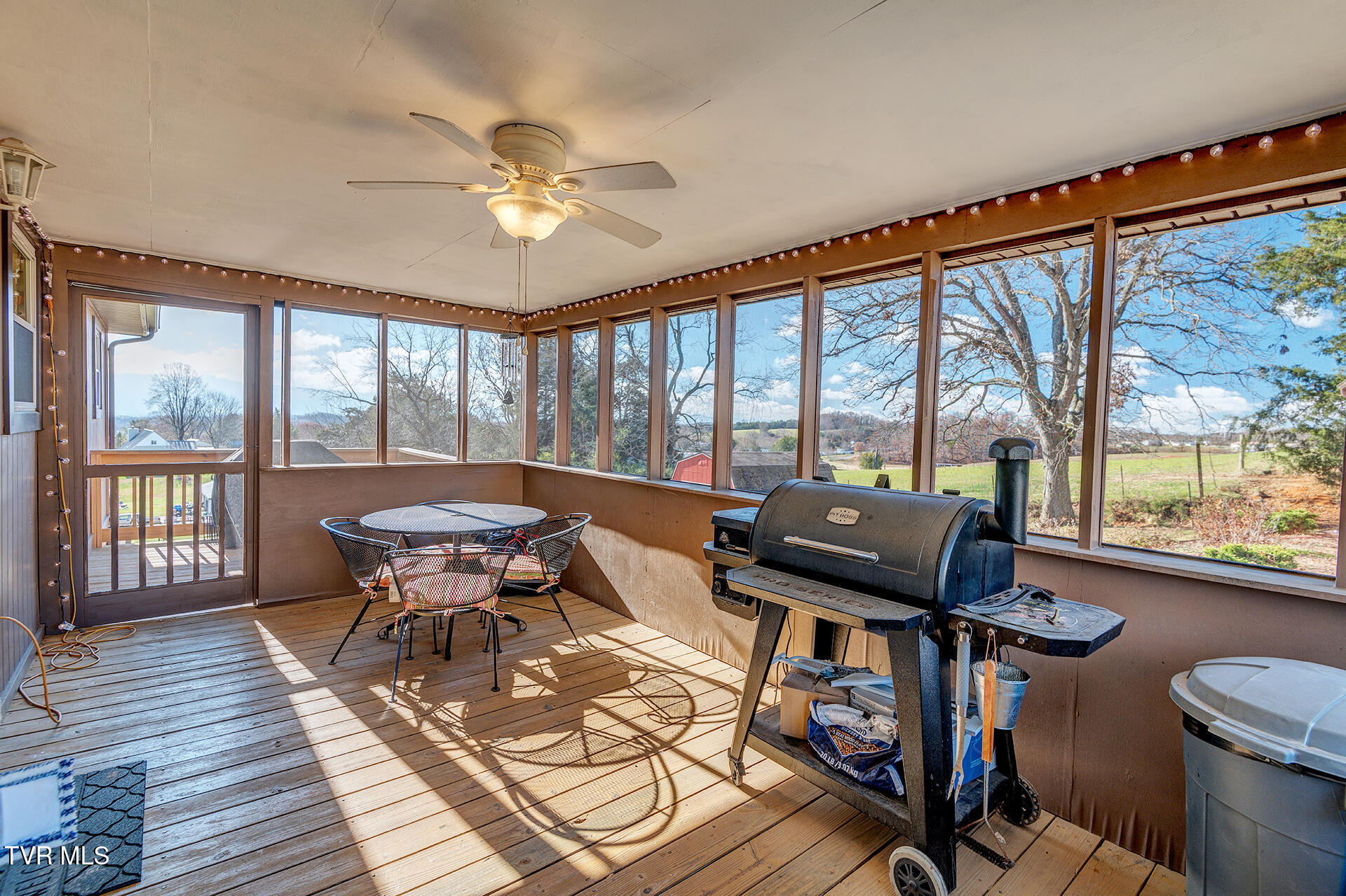 225 Plainview Heights Circle Greeneville, TN 37745 - Photo 30 of 62 Shandi-225-Plainview-Heights-Exterior_04