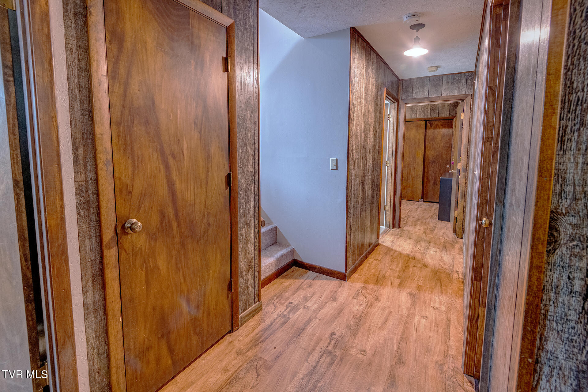 225 Plainview Heights Circle Greeneville, TN 37745 - Photo 38 of 62 Shandi-225-Plainview-Heights-Interior_02