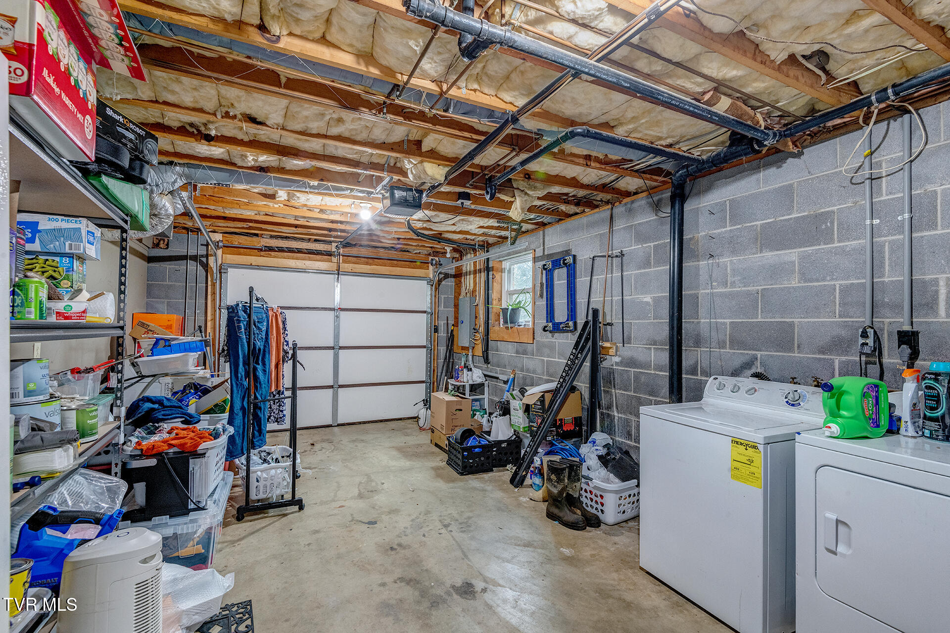 225 Plainview Heights Circle Greeneville, TN 37745 - Photo 41 of 62 Shandi-225-Plainview-Heights-Interior_02