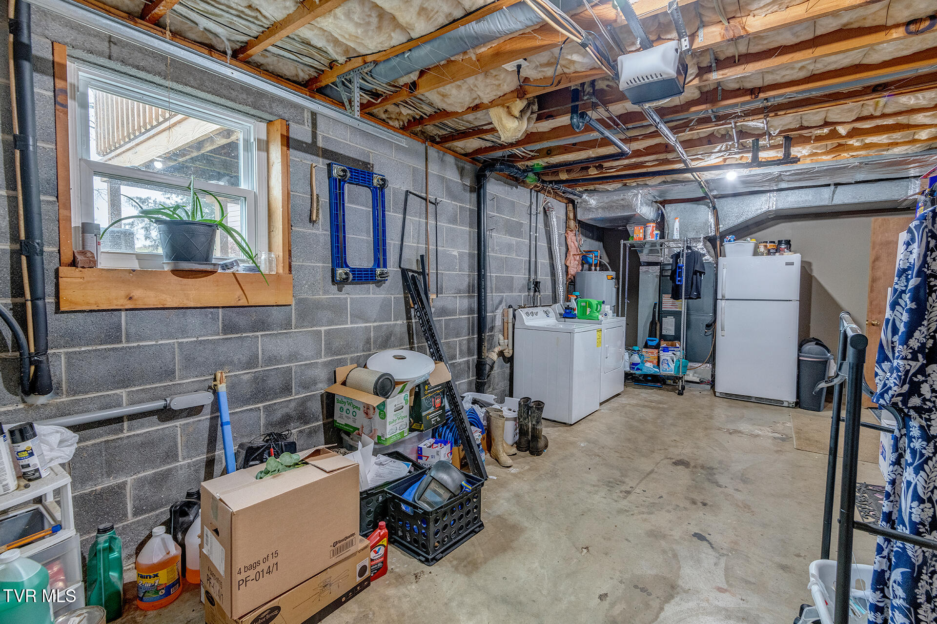 225 Plainview Heights Circle Greeneville, TN 37745 - Photo 42 of 62 Shandi-225-Plainview-Heights-Interior_02