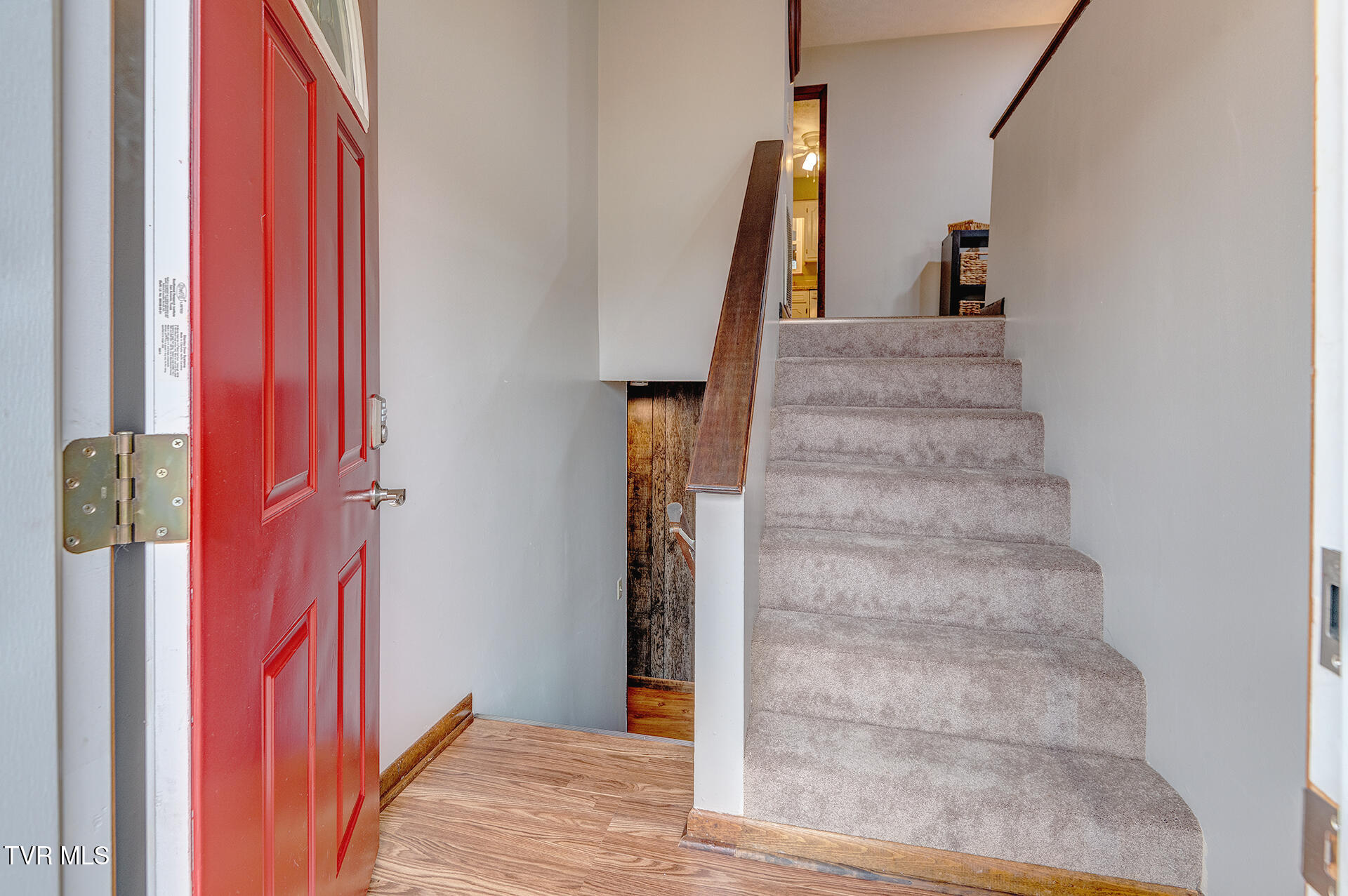 225 Plainview Heights Circle Greeneville, TN 37745 - Photo 8 of 62 Shandi-225-Plainview-Heights-Interior_01