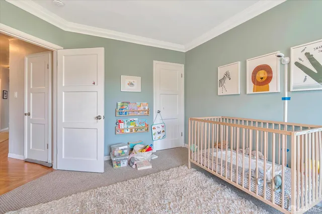 a view of empty room with window