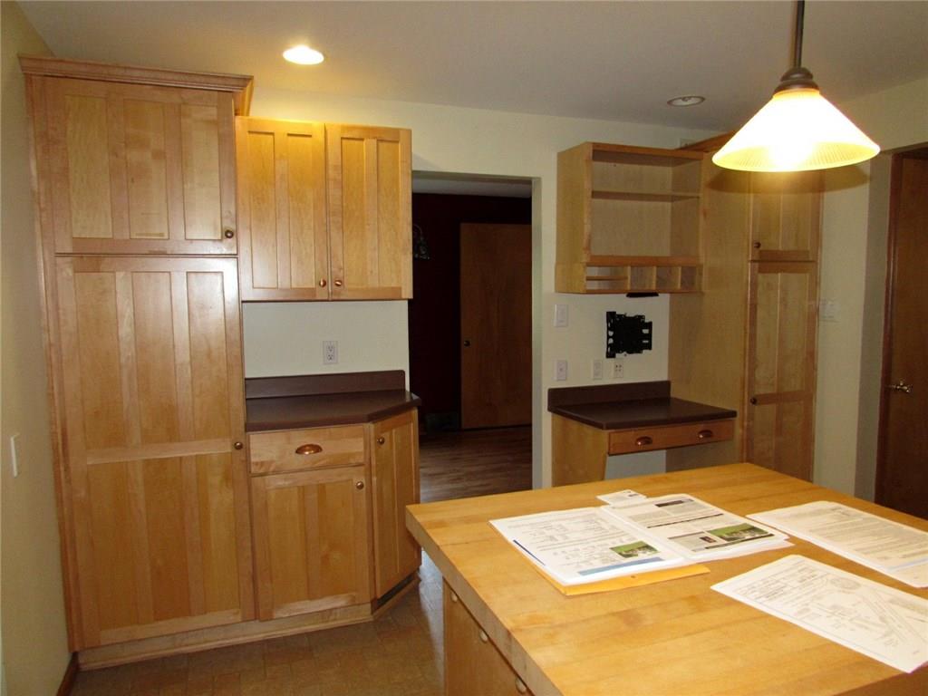 311 Glasgow Road Pittsburgh, PA 15221 - Photo 9 of 25 Kitchen looking toward Dining room