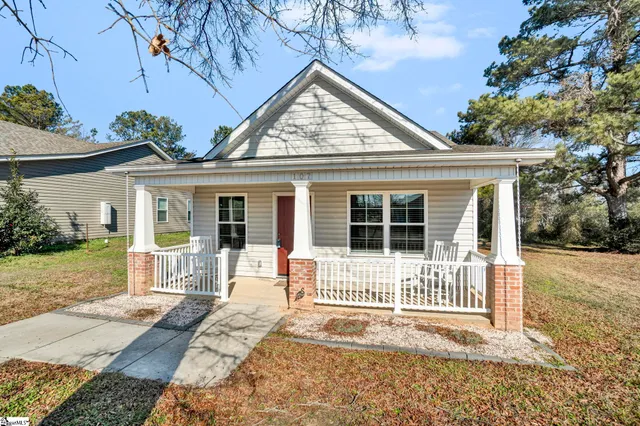 $162,900 | 107 Dillon Drive, Clinton, SC 29325