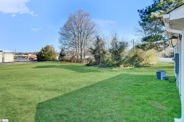 $162,900 | 107 Dillon Drive, Clinton, SC 29325