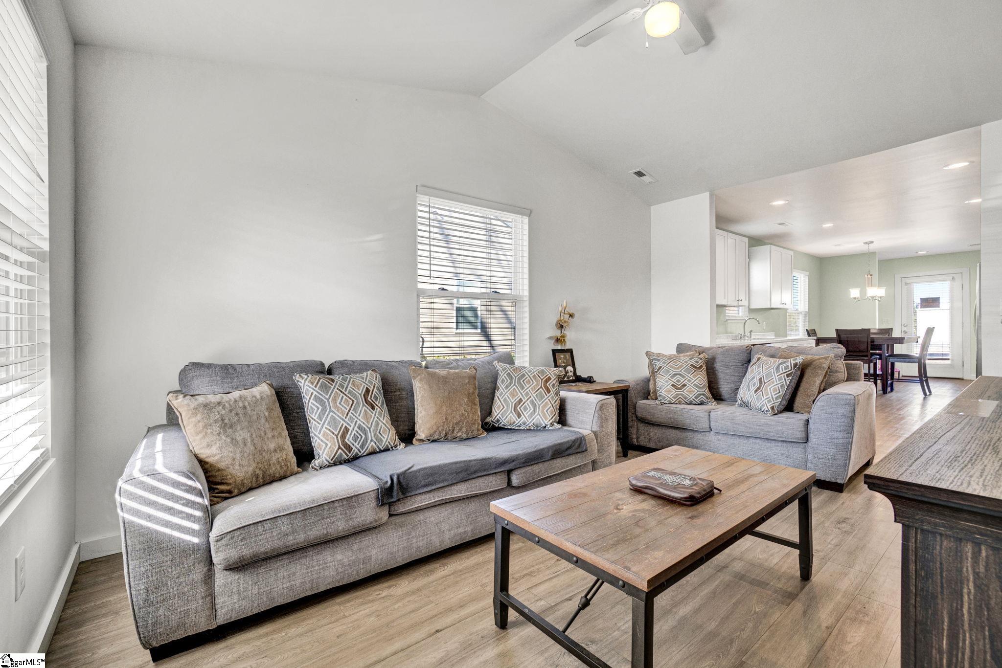 107 Dillon Drive Clinton, SC 29325 - Photo 6 of 17