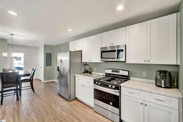 $162,900 | 107 Dillon Drive, Clinton, SC 29325