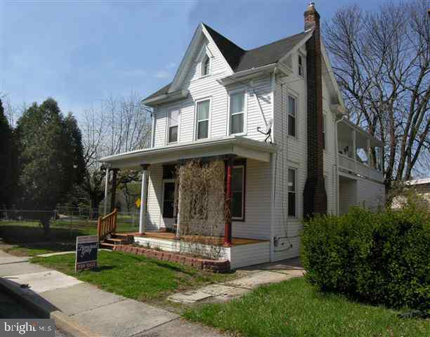 138 Lucknow Road Harrisburg, PA 17110 - Photo 1 of 8 Gallery Image 1