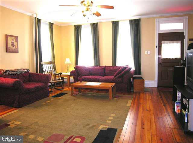 138 Lucknow Road Harrisburg, PA 17110 - Photo 2 of 8 Gallery Image 2