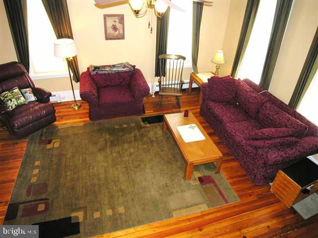 138 Lucknow Road Harrisburg, PA 17110 - Photo 3 of 8 Gallery Image 3