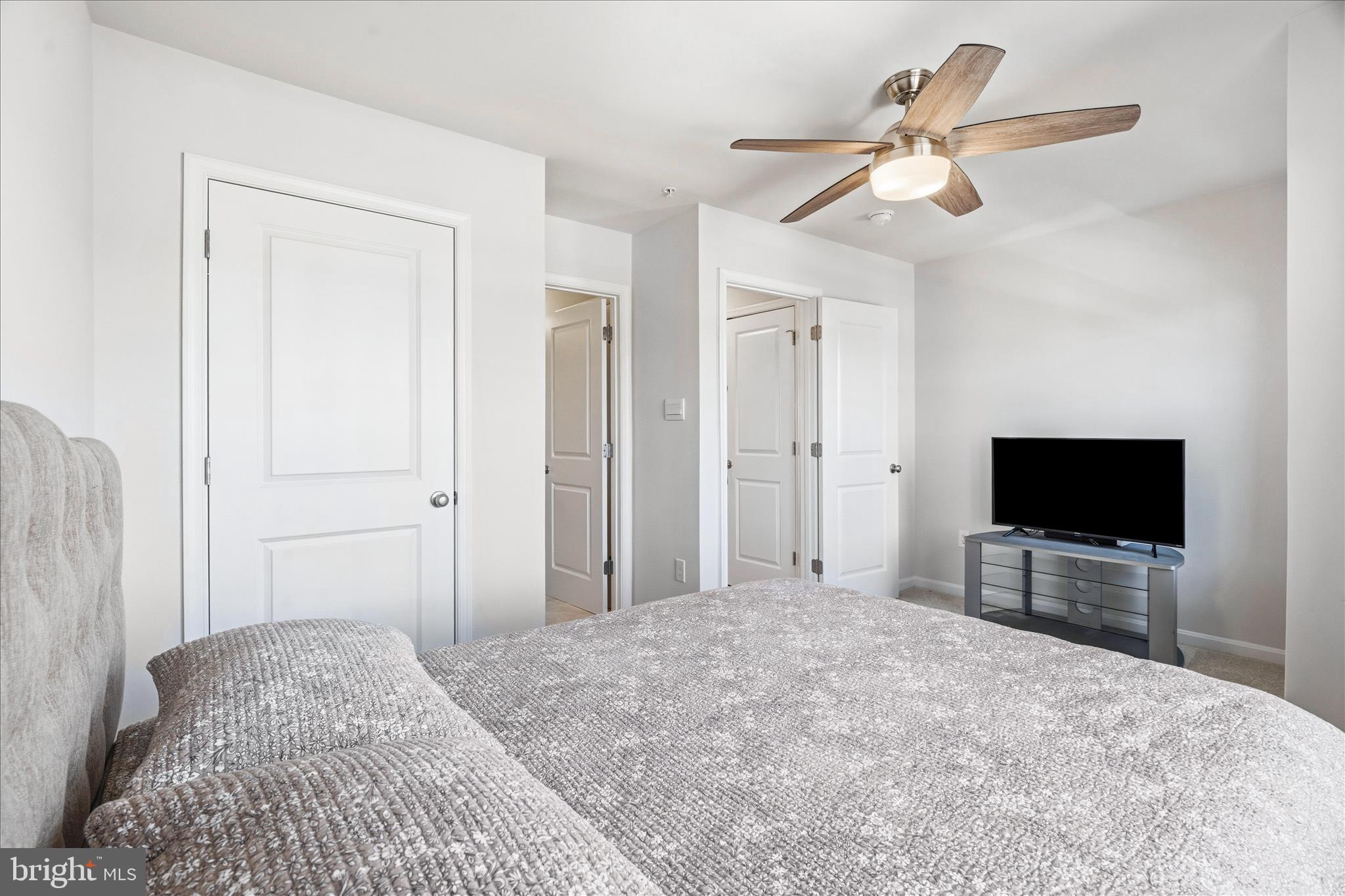 415 Union Street Frederick, MD 21701 - Photo 22 of 28 Upper Level Secondary Bedroom