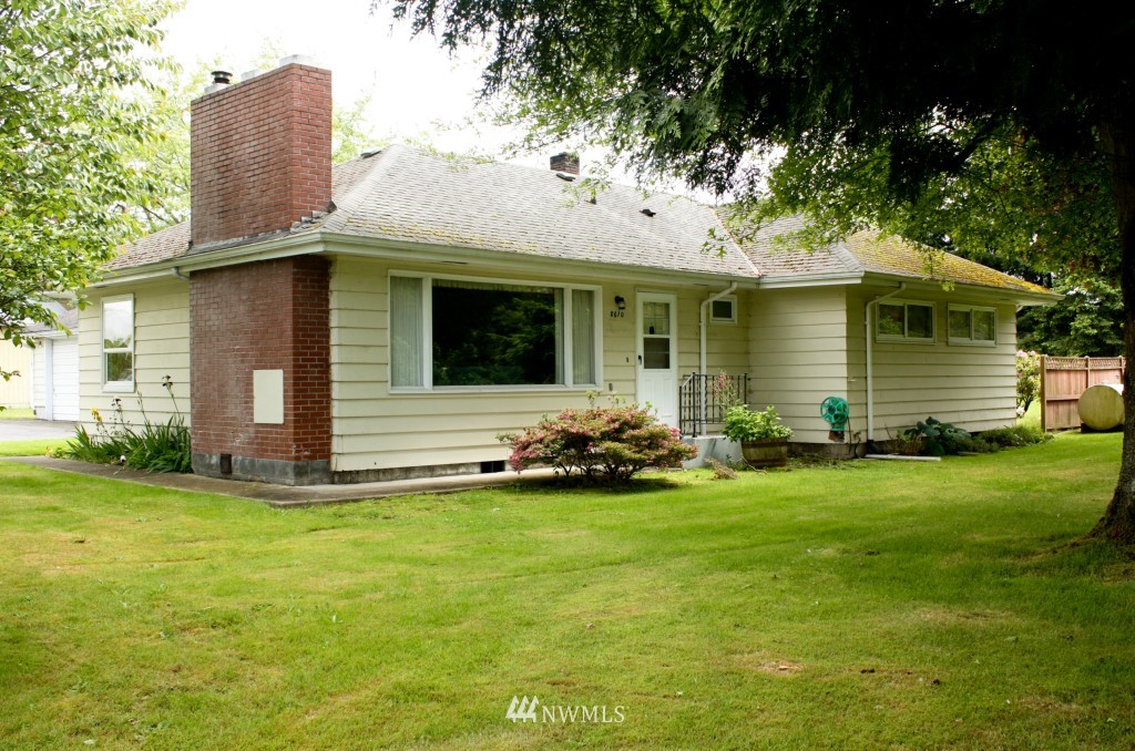 8610 Harborview Road Blaine, WA 98230 - Photo 2 of 15 Gallery Image 2