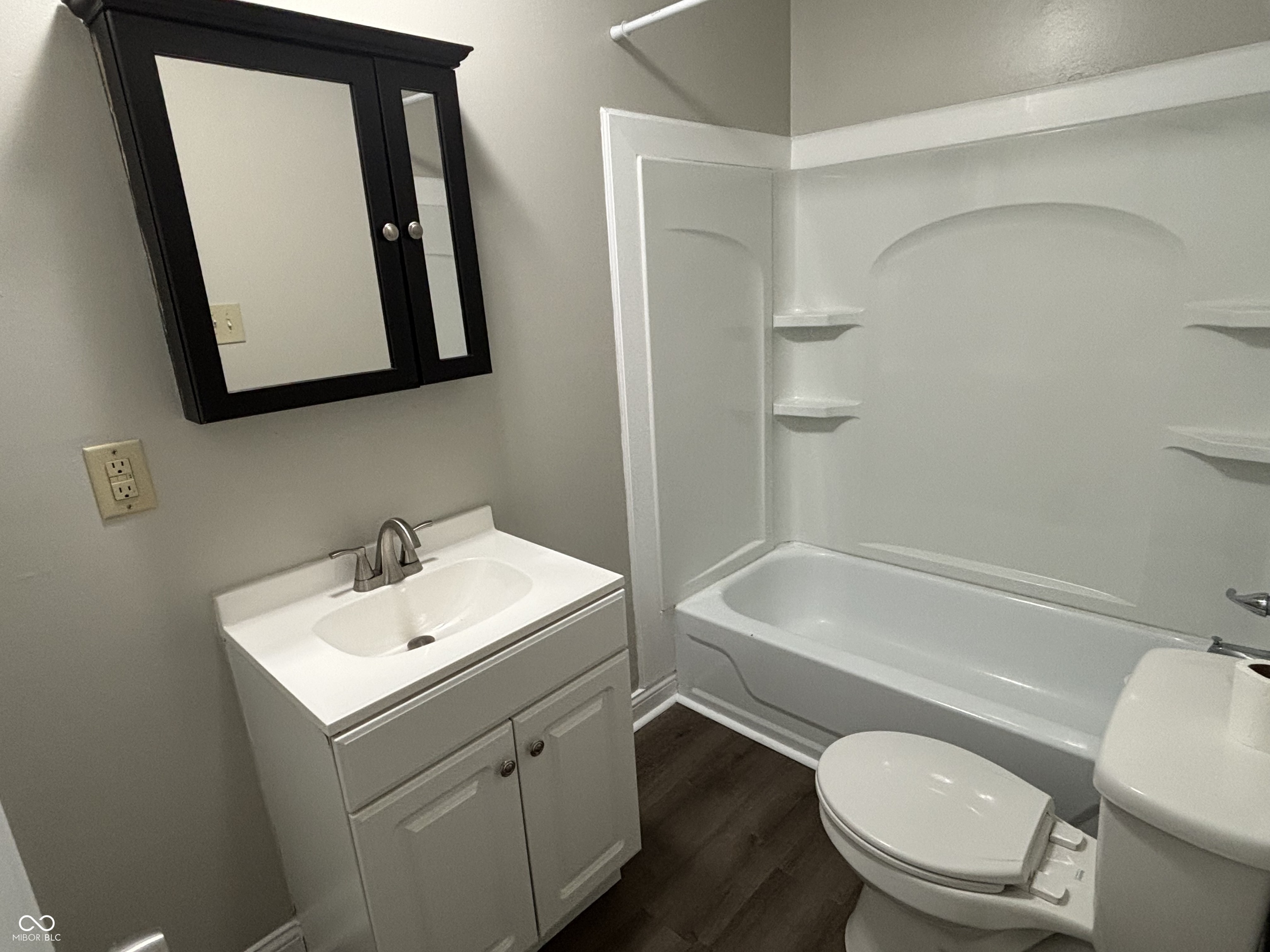 4343 Fairview Road Greenwood, IN 46142 - Photo 8 of 17