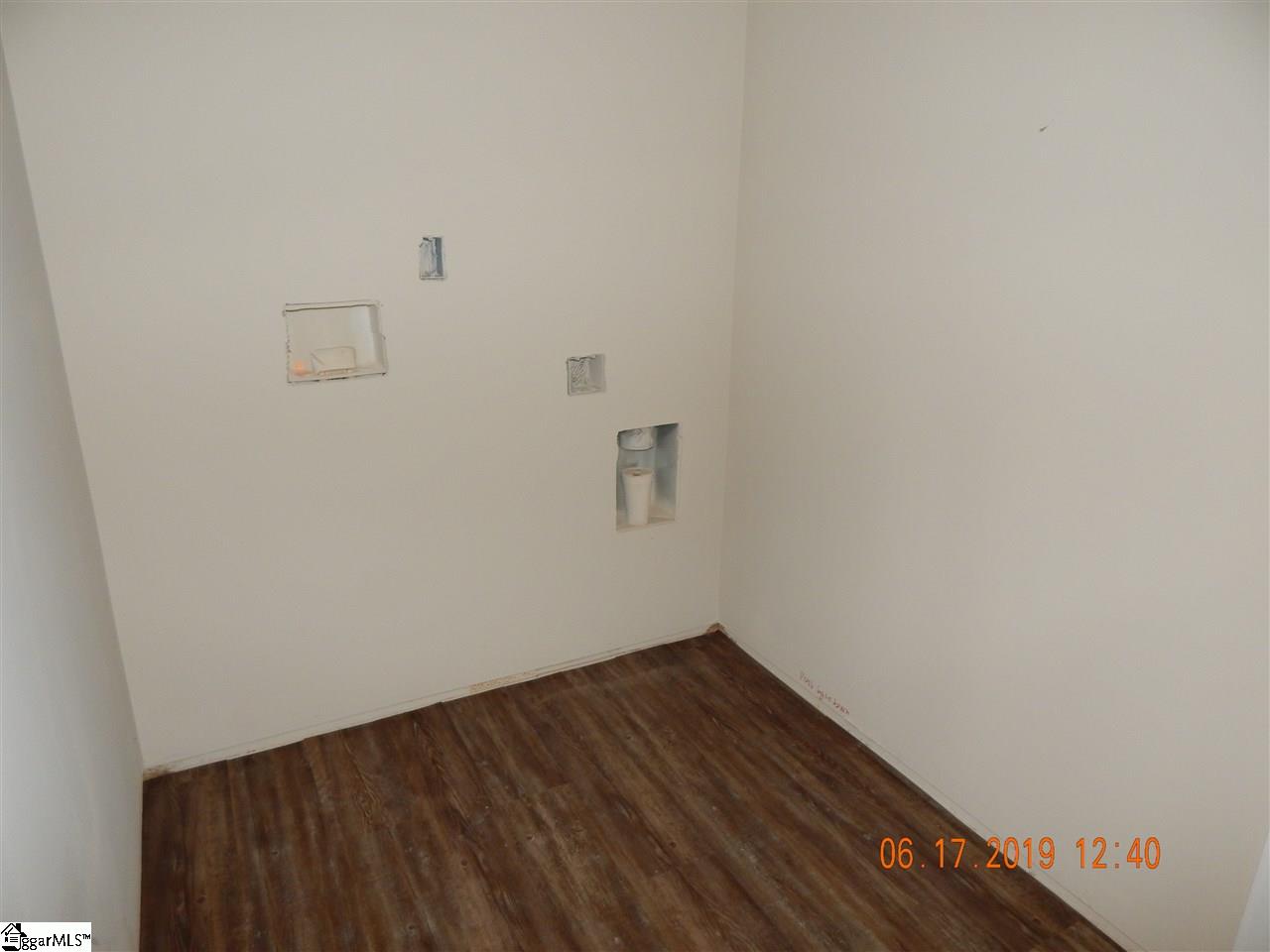 1467 Ballenger Road, Unit 14 Wellford, SC 29385 - Photo 12 of 16