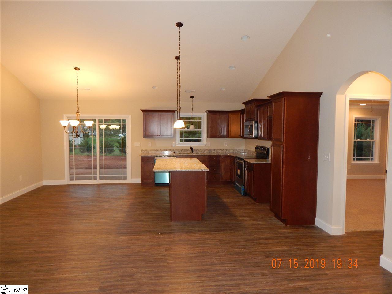 1467 Ballenger Road, Unit 14 Wellford, SC 29385 - Photo 5 of 16