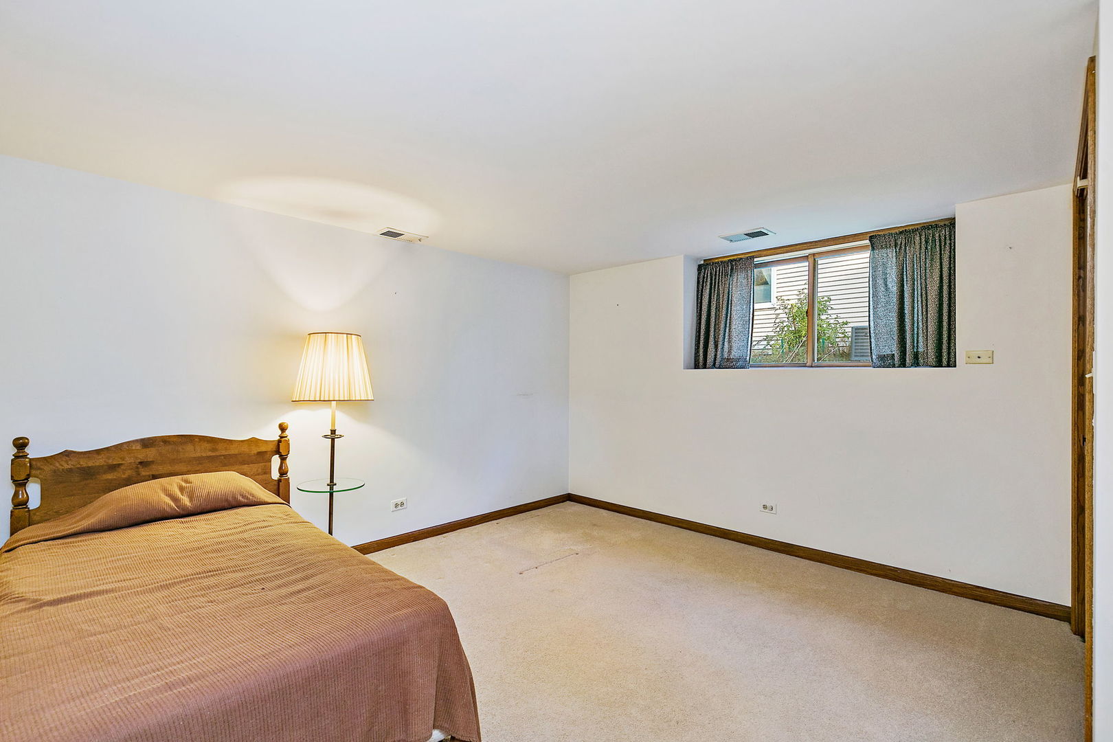 775 Stephen Drive Palatine, IL 60067 - Photo 11 of 19 a bedroom with a bed and a window