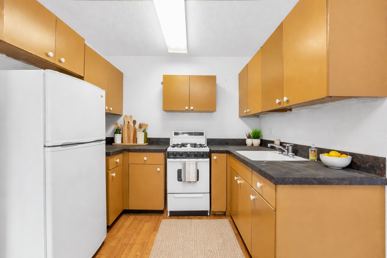 90 Gold Street, Unit 13A Manhattan, NY 10038 - Photo 3 of 6