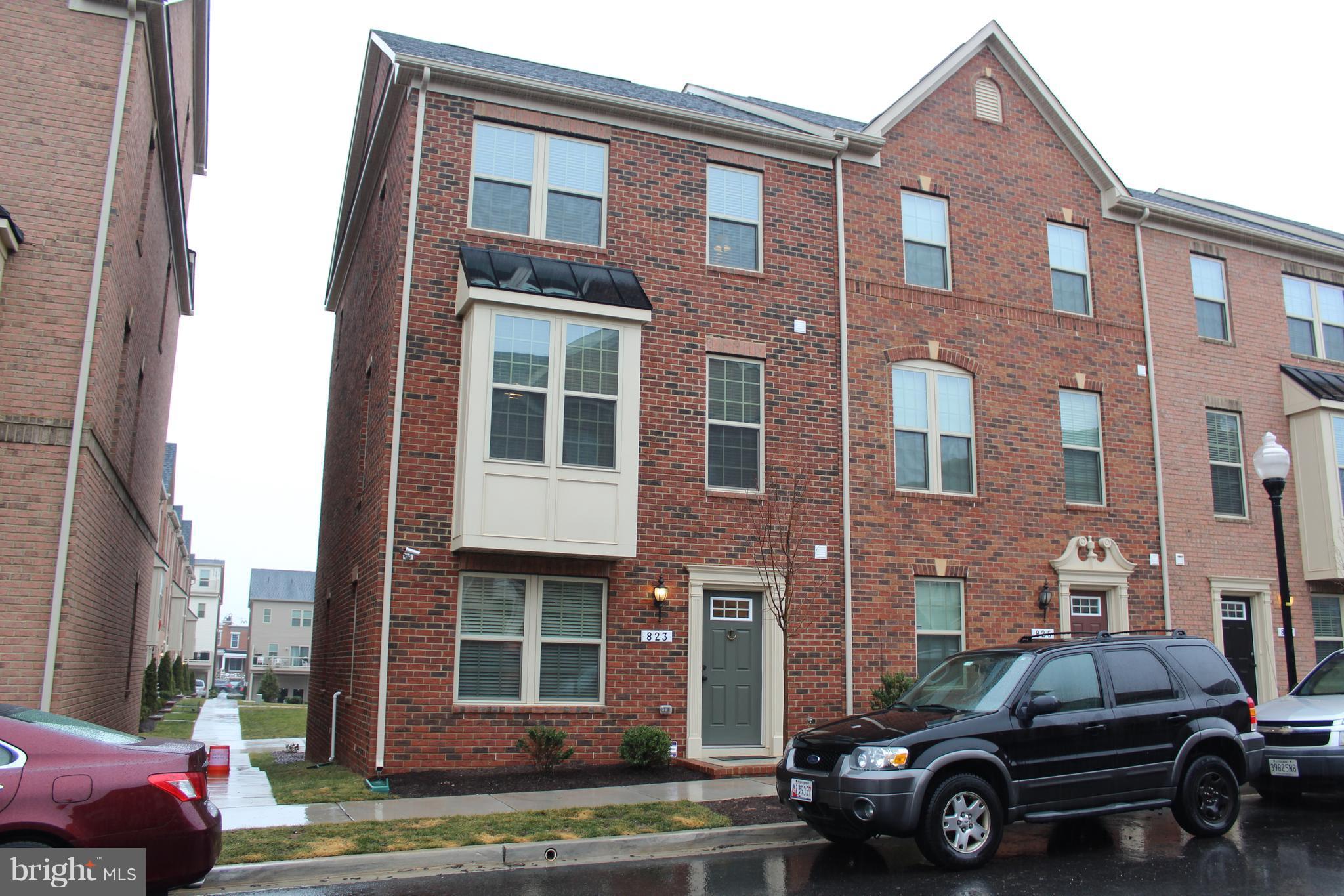823 South Macon Street Baltimore, MD 21224 - Photo 1 of 30 Exterior (Front) PREMUIM LOT