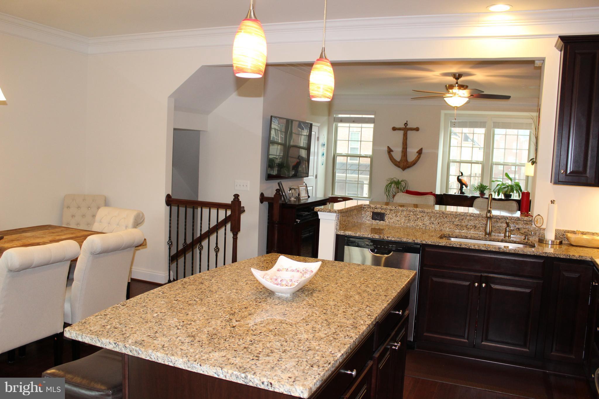 823 South Macon Street Baltimore, MD 21224 - Photo 12 of 30 Huge Kitchen island